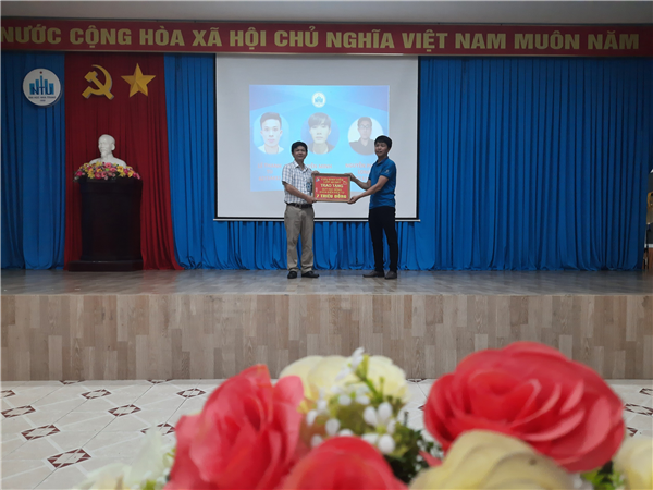 Lễ gặp mặt tân sinh viên Ngành Kỹ thuật điện K64