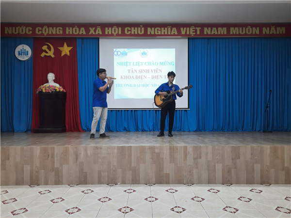 Lễ gặp mặt tân sinh viên Ngành Kỹ thuật điện K64