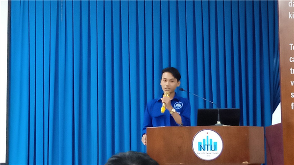 Lễ gặp mặt tân sinh viên Ngành Kỹ thuật điện K64