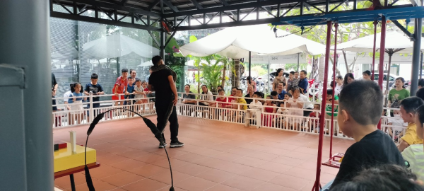 Hoạt động ngày tết trung thu Công đoàn Khoa Điện - Điện tử năm 2023 