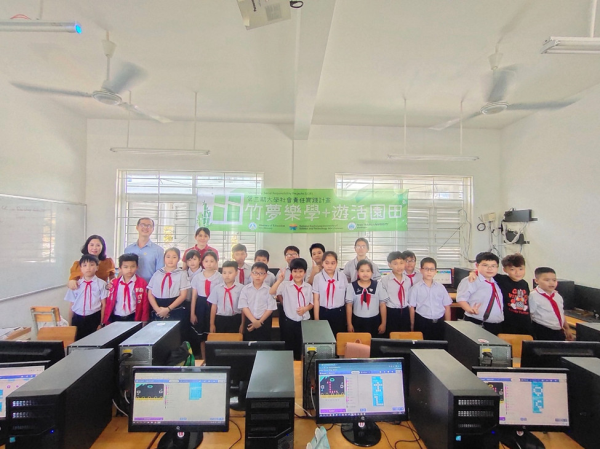 Khoa Điện - Điện Tử, trường Đại học Nha Trang và Hành Trình Truyền Cảm Hứng Công Nghệ Cho Cộng Đồng