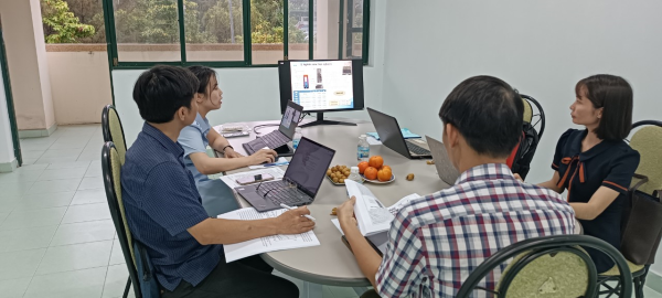 Họp Hội đồng đánh giá nghiệm thu Đề tài NCKH cấp trường TR2023-13-30