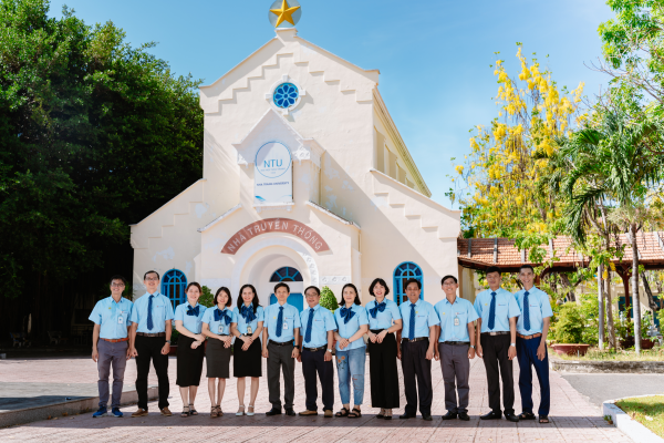 TS. Phan Nguyễn Đức Dược – Người thầy truyền lửa giữa lòng Khoa Điện – Điện tử